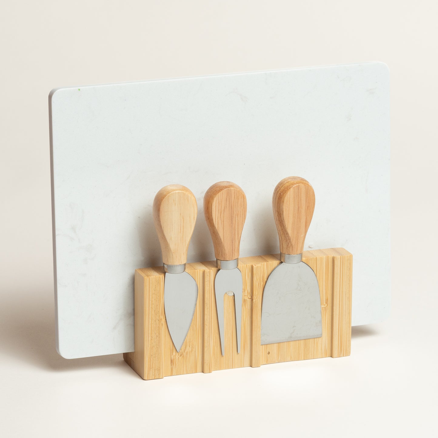 Linea Marmol Bandeja queso y utensillios imantados blanco 25x19 cm