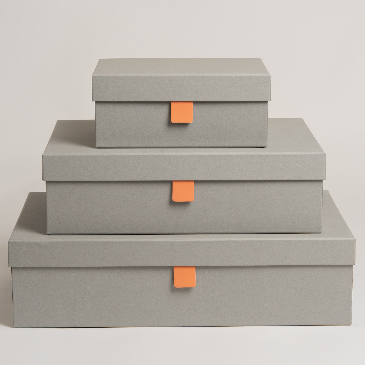 Caja DecoBox Grey set x 3 20x15x8 I 32x24x9 I 39x26x10 cm