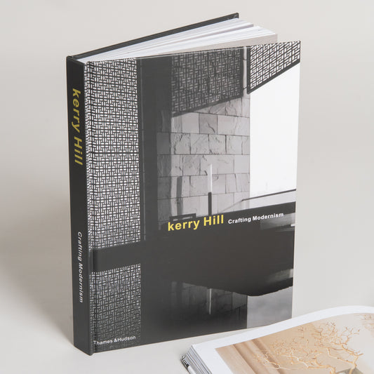 Libro con contenido Kerry Hill modelo 18 19x2x27 cm