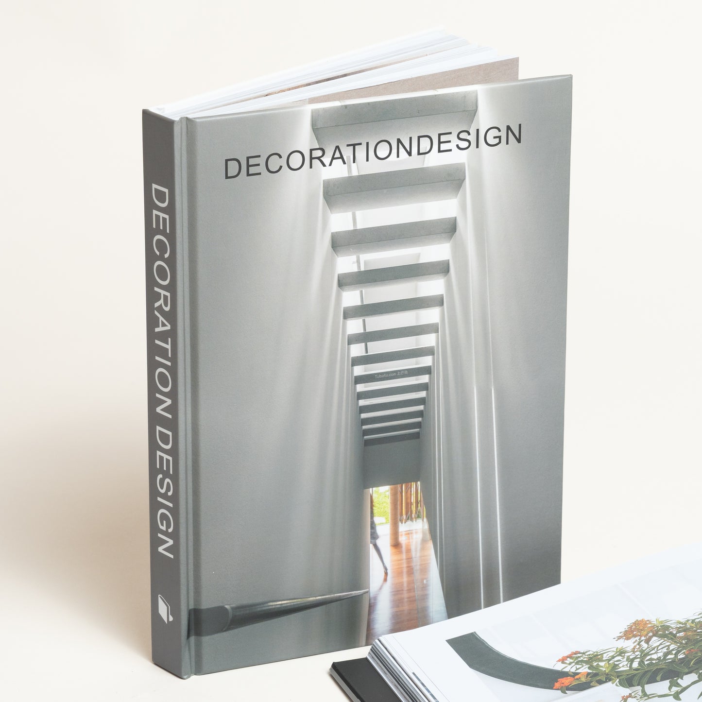 Libro con contenido Decoration Design modelo 87 27x19x2 cm