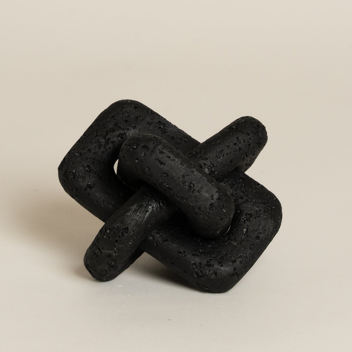 Cadena Angularia piedra negra 11 cm