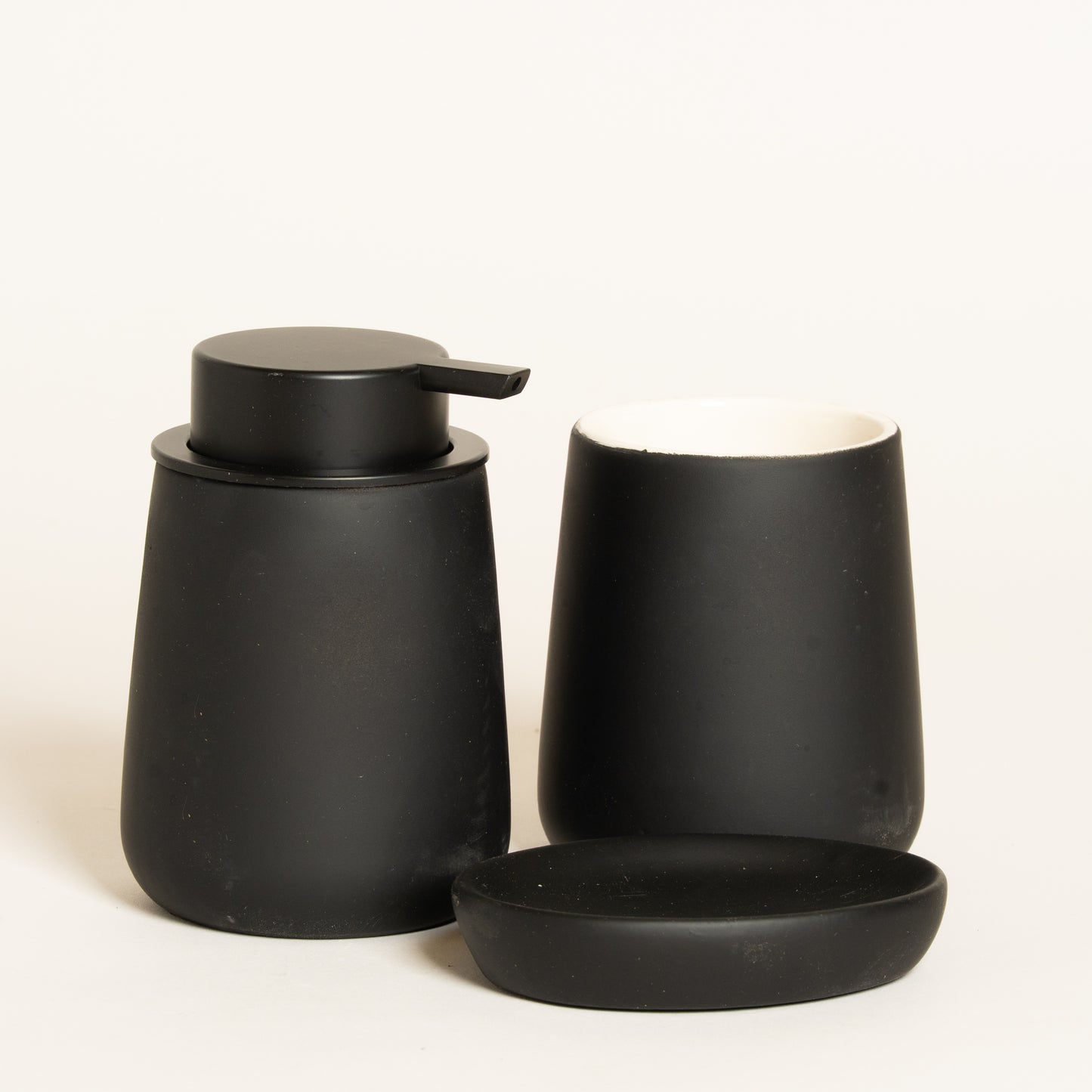 Dispenser para baño de ceramica Zamba negro