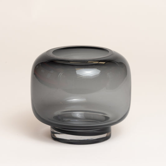 Florero vidrio transparente l  helium hagrid negro 14x16 cm