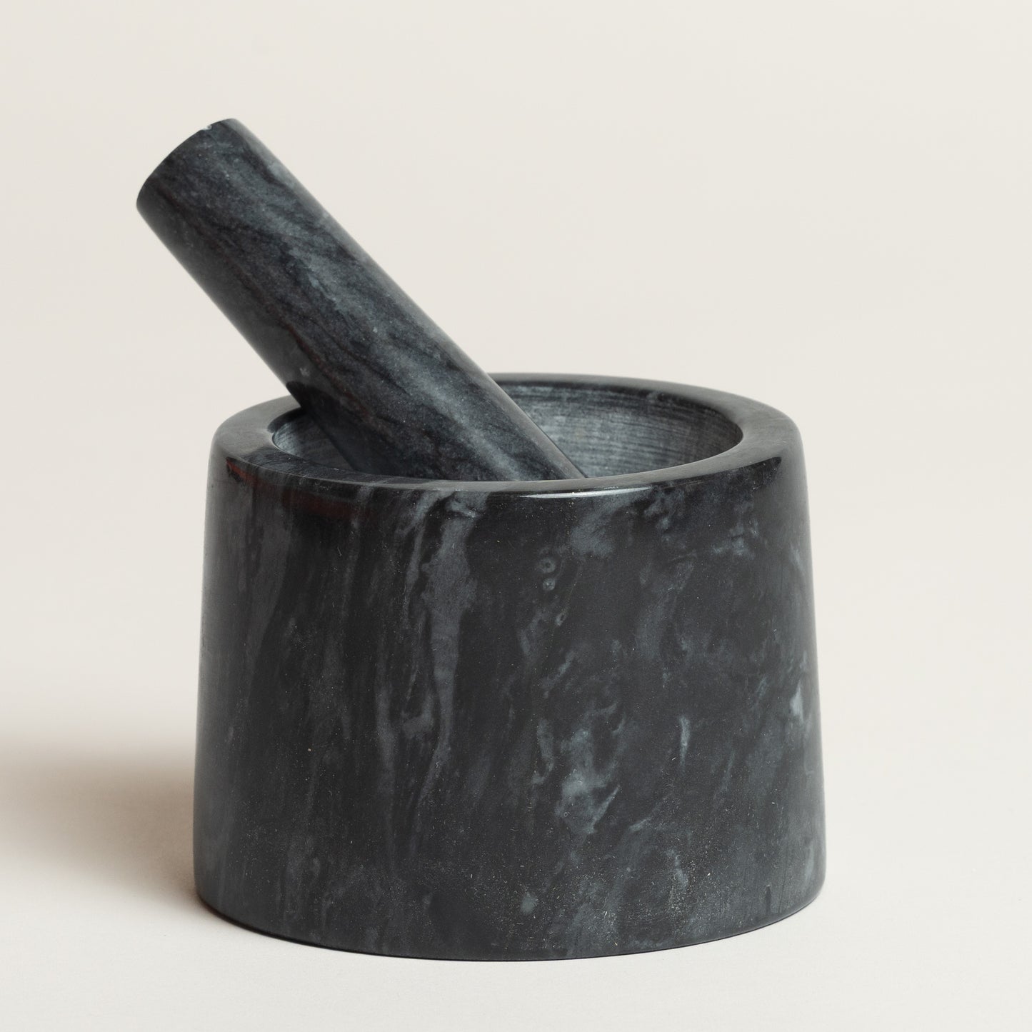 Linea Marmol Mortero negro 10x8 cm