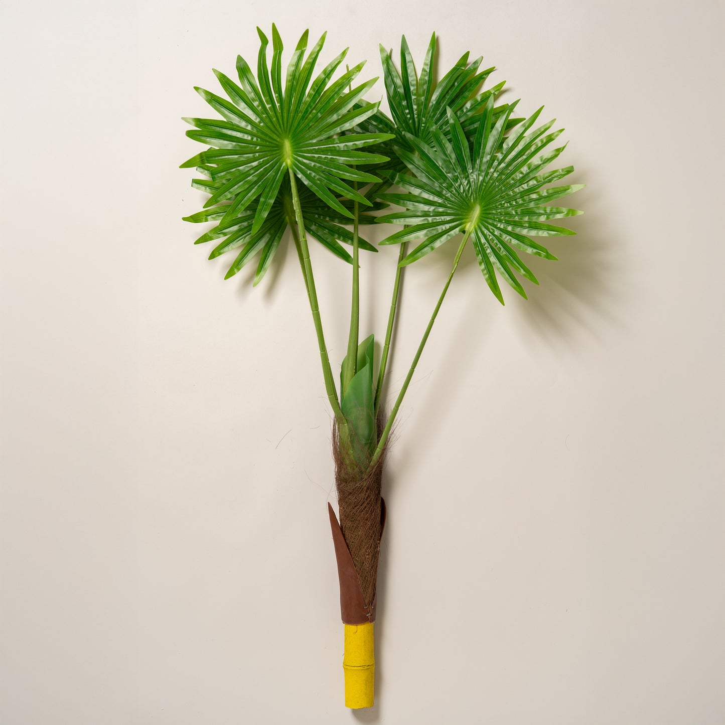 Planta artificial caribe 5 hojas raiz 85 cm