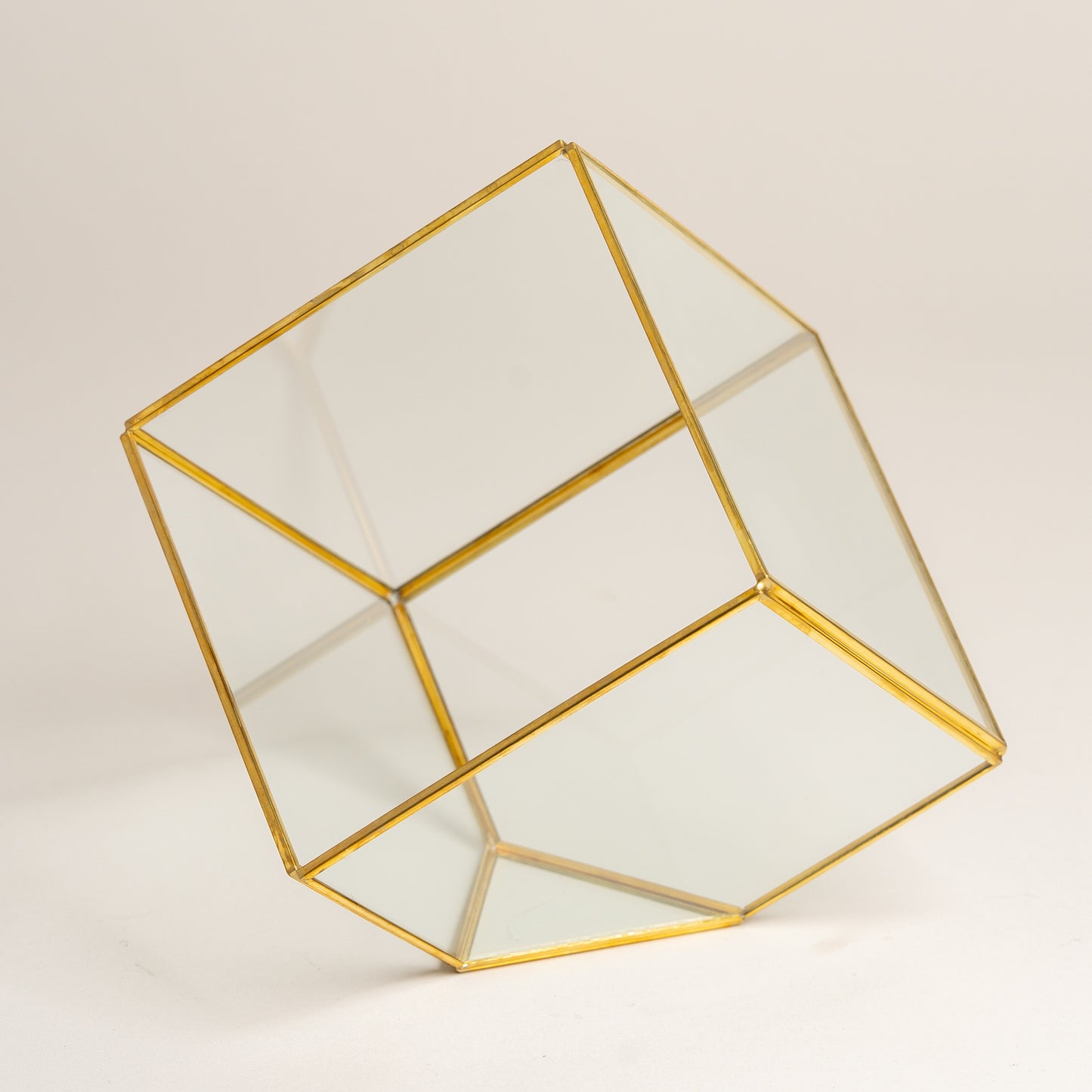 Linea metal terrario de vidrio Bolton dorado 13x13cm