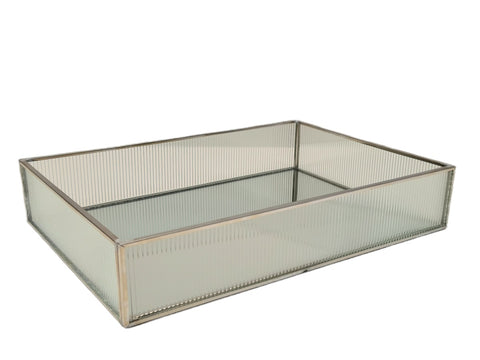 Linea metal bandeja espejada plateada rectangular Cassia 27x19x5 cm (Detalles sin cambio)